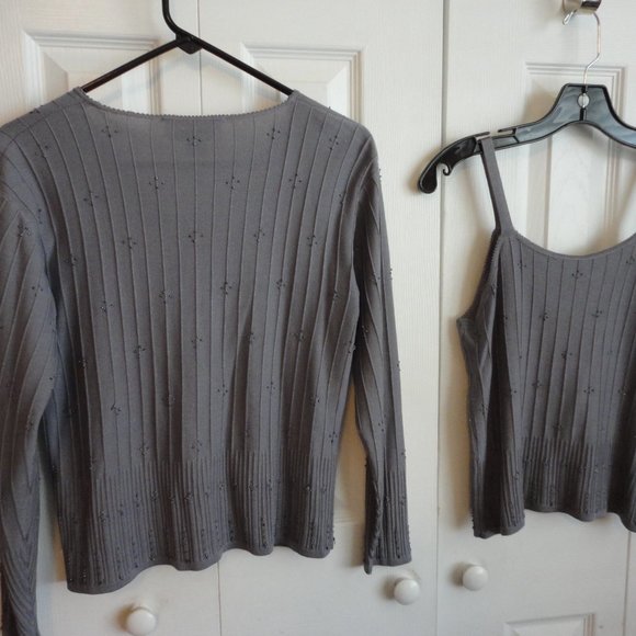 SILK CLUB COLLECTION 2 PIECE SILK SWEATER AND TOP P/M - Picture 2 of 5